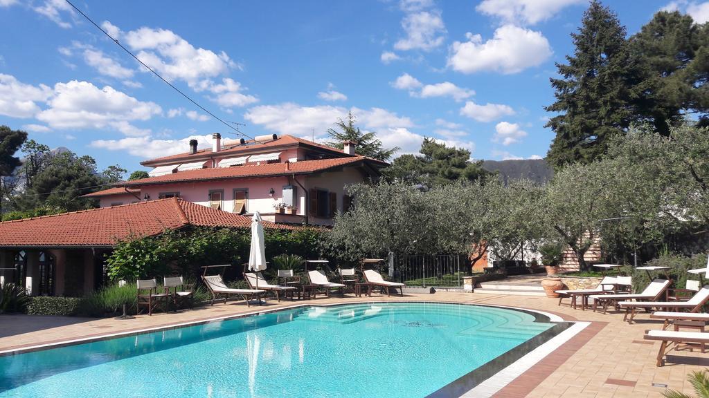 Hotel Il Buongustaio Massa  Esterno foto